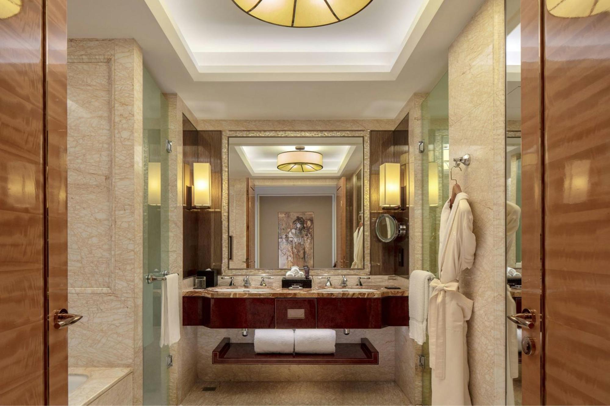 Отель The Ritz-Carlton, Чэнду Экстерьер фото