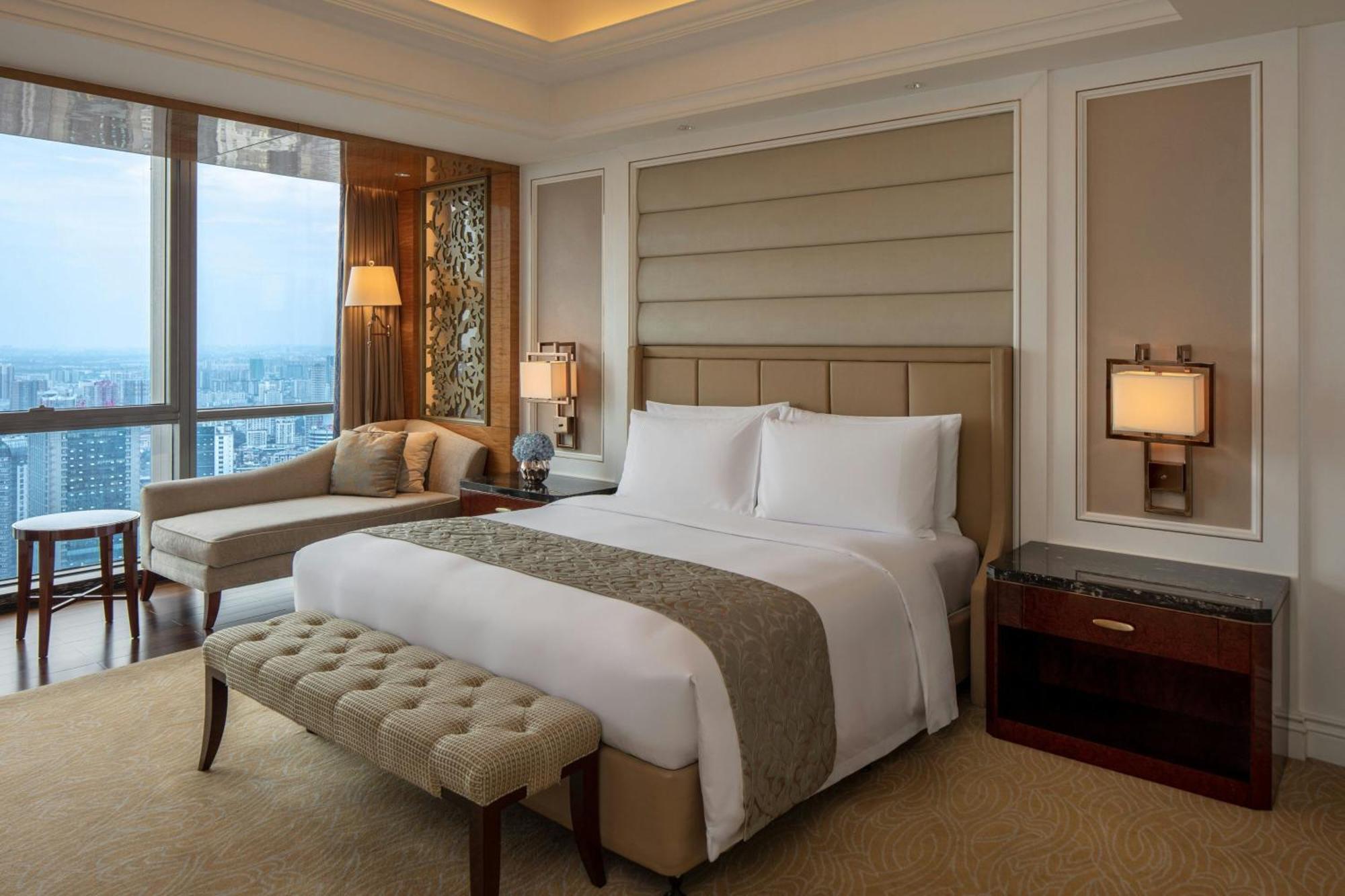 Отель The Ritz-Carlton, Чэнду Экстерьер фото